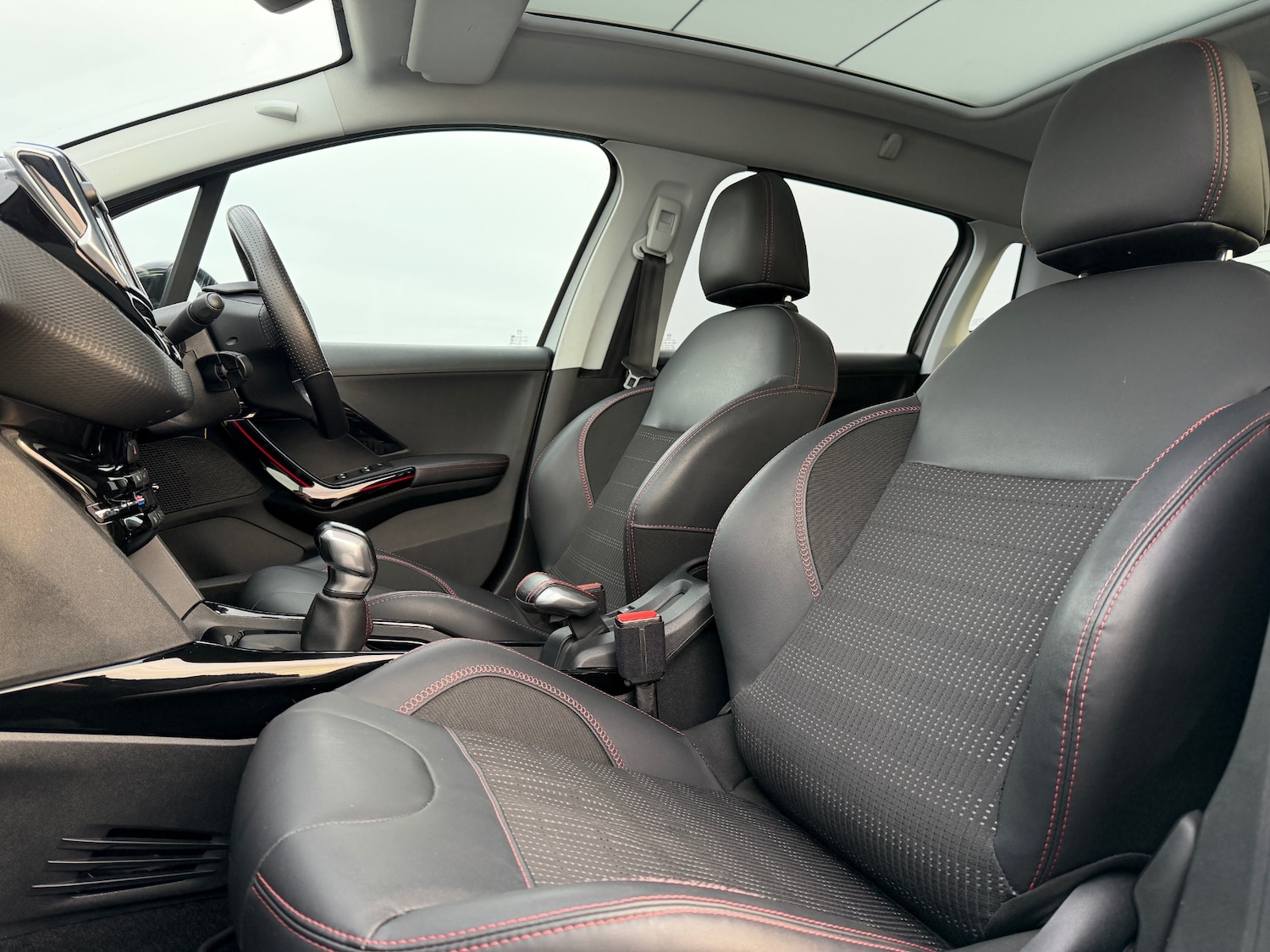 Used Peugeot 2008 2019 for sale - 76591648: Photo 20