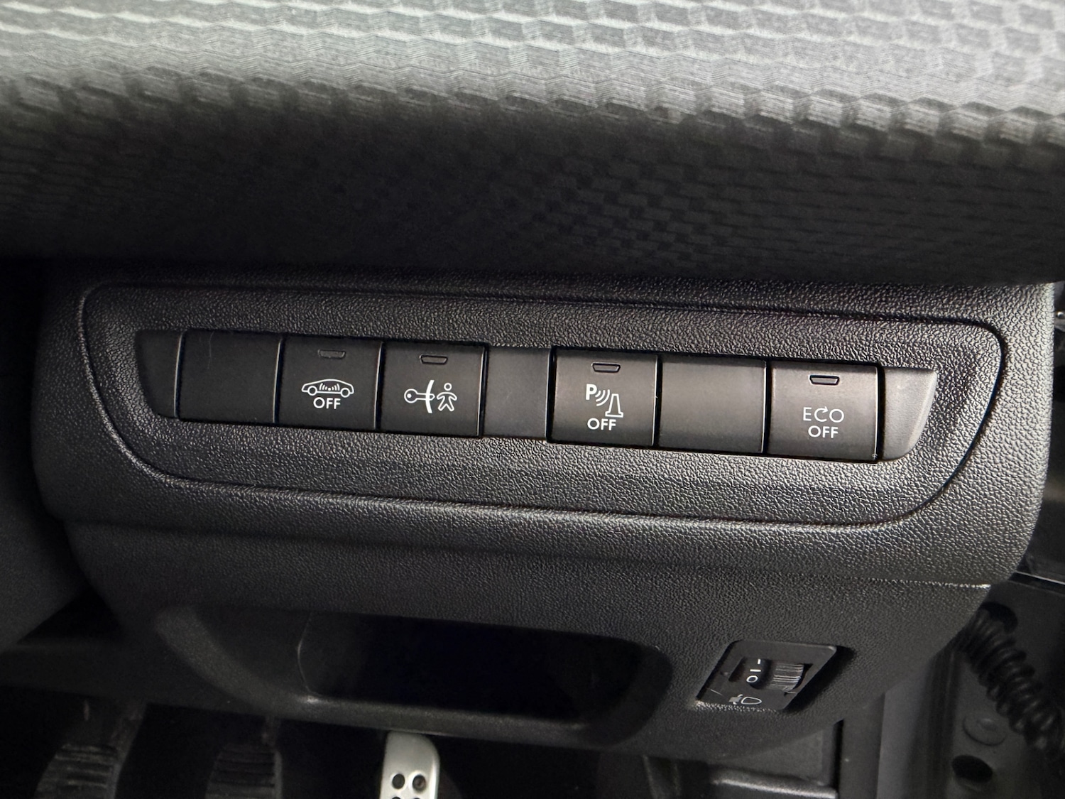 Used Peugeot 2008 2019 for sale - 76591648: Photo 23