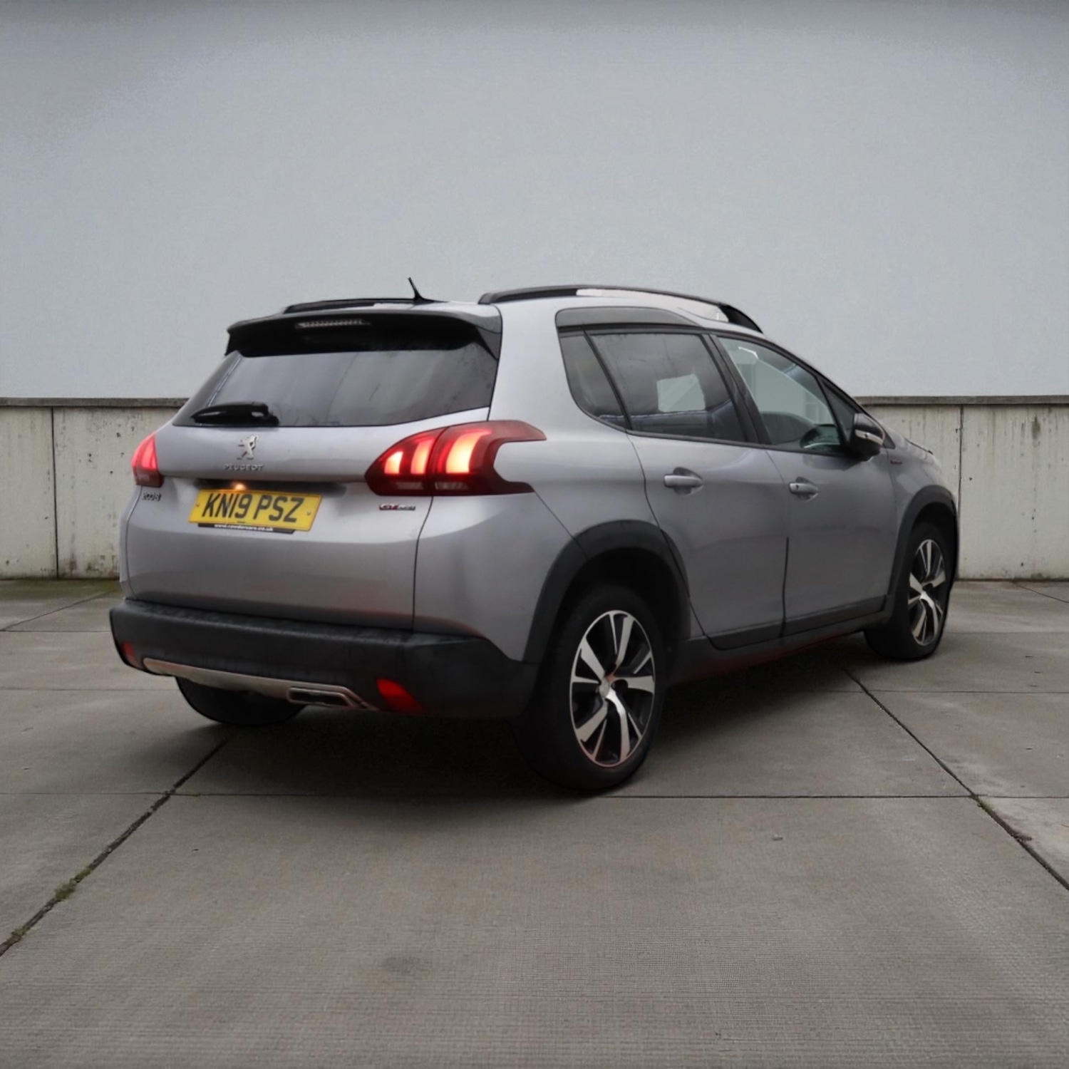 Used Peugeot 2008 2019 for sale - 76591648: Photo 4