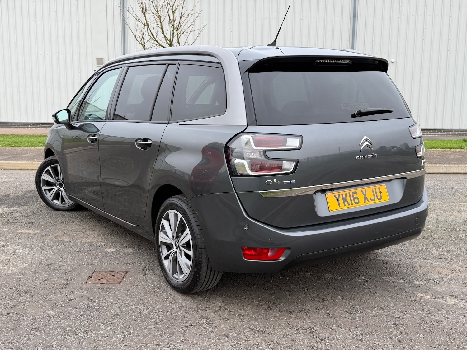 Used Citroen C4 Grand Picasso 2016 for sale - 77483190: Photo 2