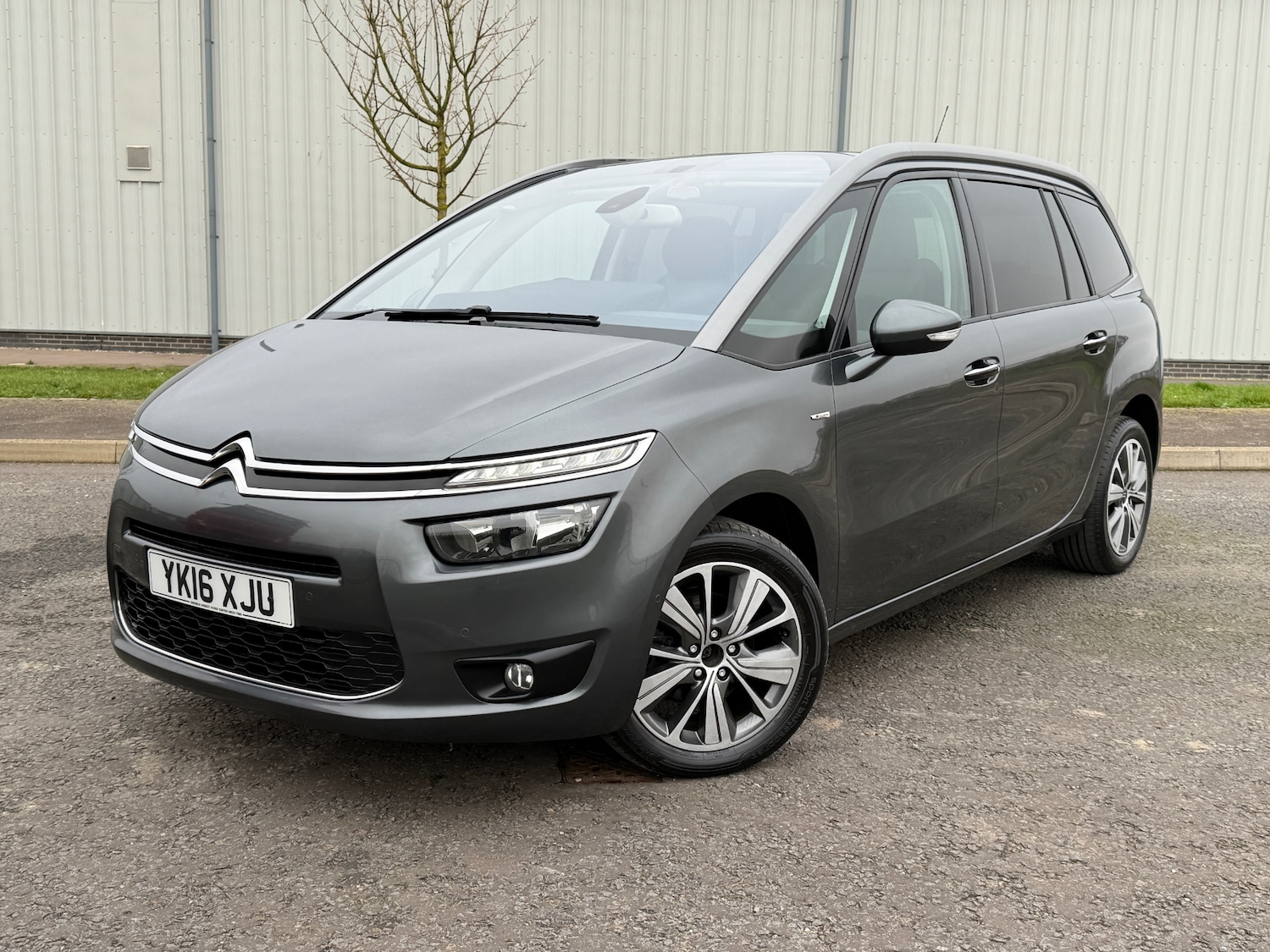 Used Citroen C4 Grand Picasso 2016 for sale - 77483190: Photo 3