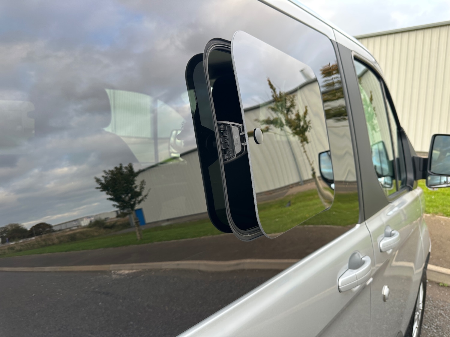 Used Ford Tourneo Custom 2019 for sale - 75575739: Photo 15