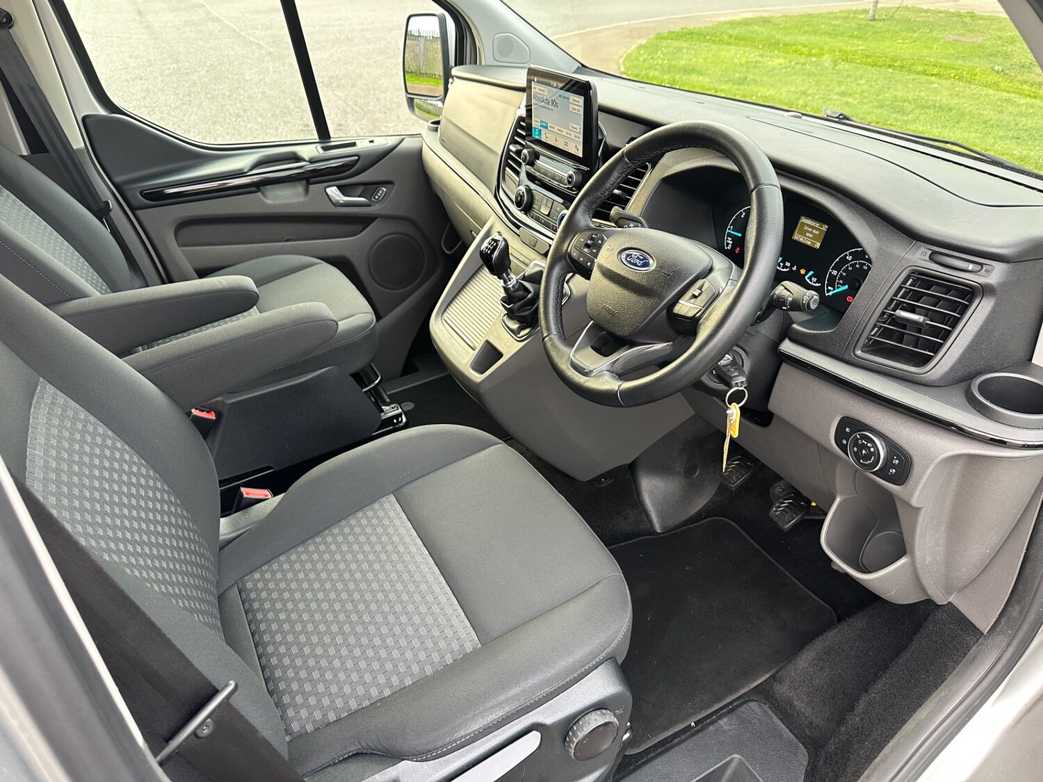 Used Ford Tourneo Custom 2019 for sale - 75575739: Photo 16