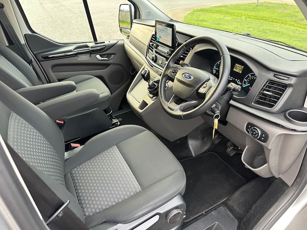 Used Ford Tourneo Custom 2019 for sale - 75575739: Photo 16