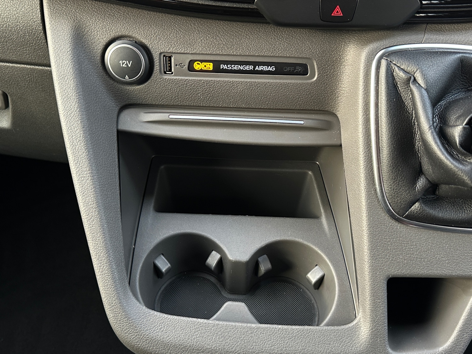 Used Ford Tourneo Custom 2019 for sale - 75575739: Photo 28