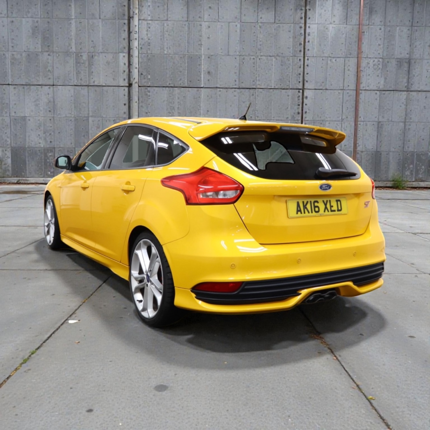 Used Ford Focus 2016 for sale - 76885139: Photo 2