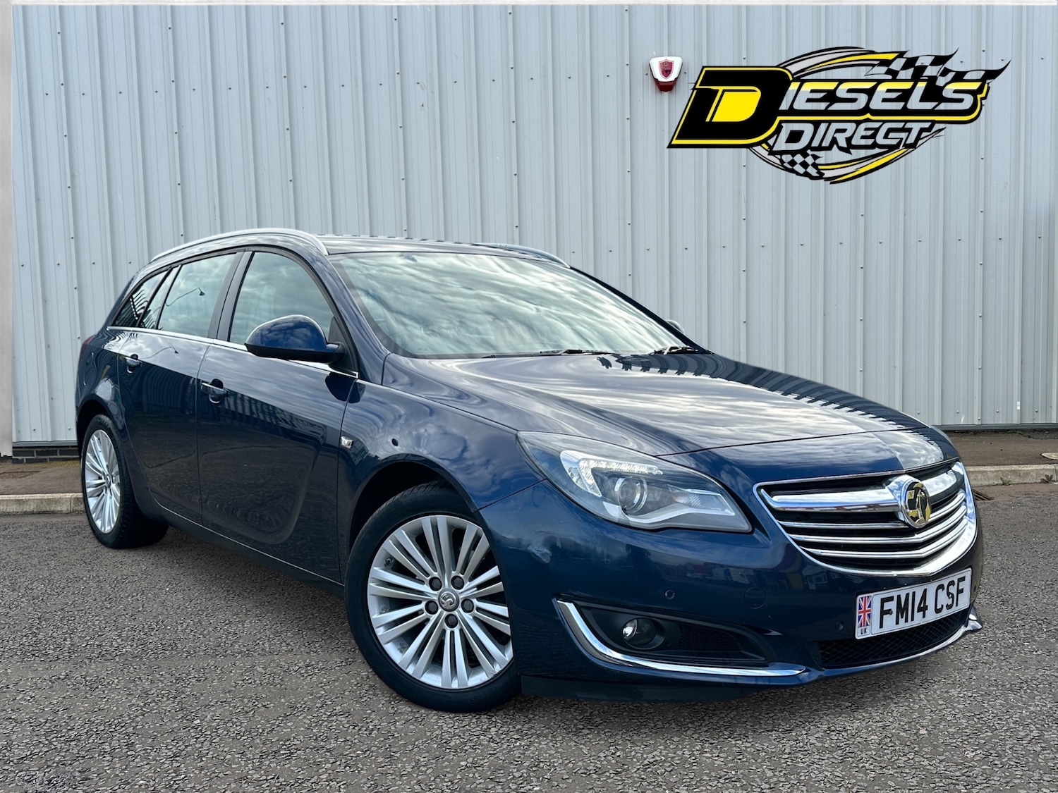 Used Vauxhall Insignia 2014 for sale - 76455600: Photo 1