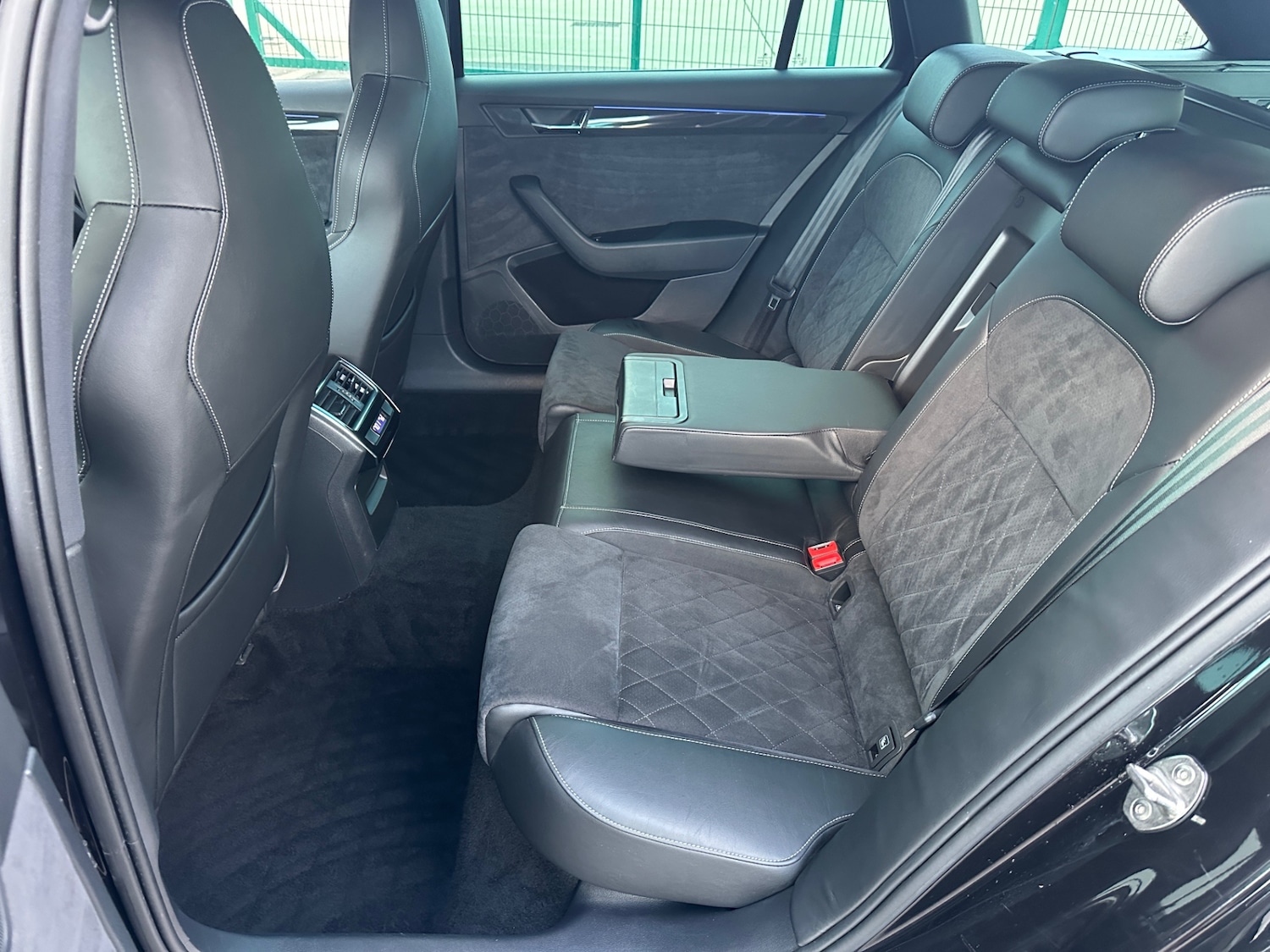 Used Skoda Superb 2018 for sale - 76378934: Photo 13