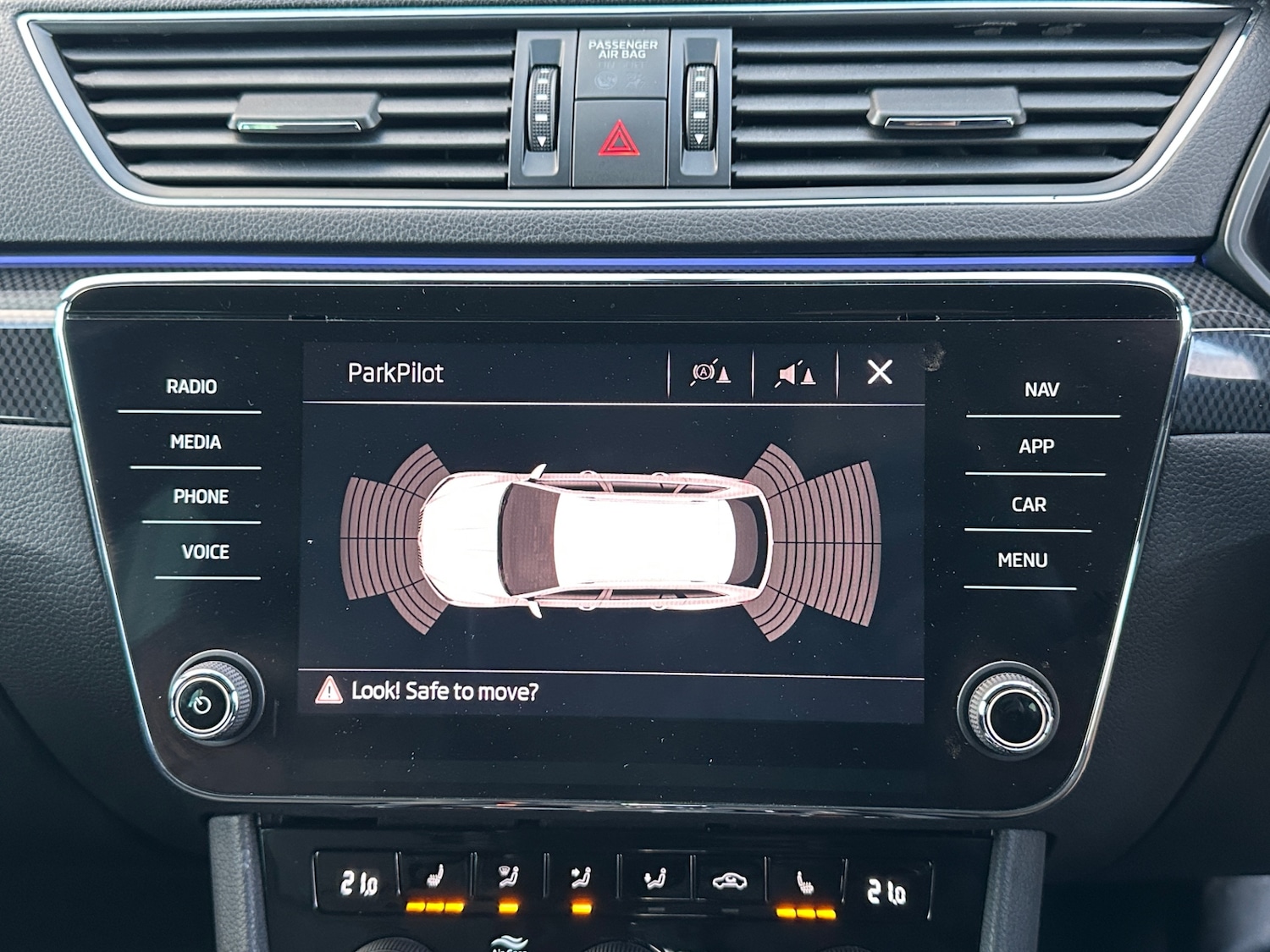 Used Skoda Superb 2018 for sale - 76378934: Photo 18