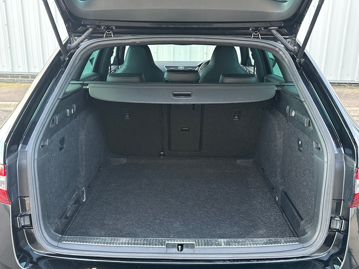 Used Skoda Superb 2018 for sale - 76378934: Photo 7