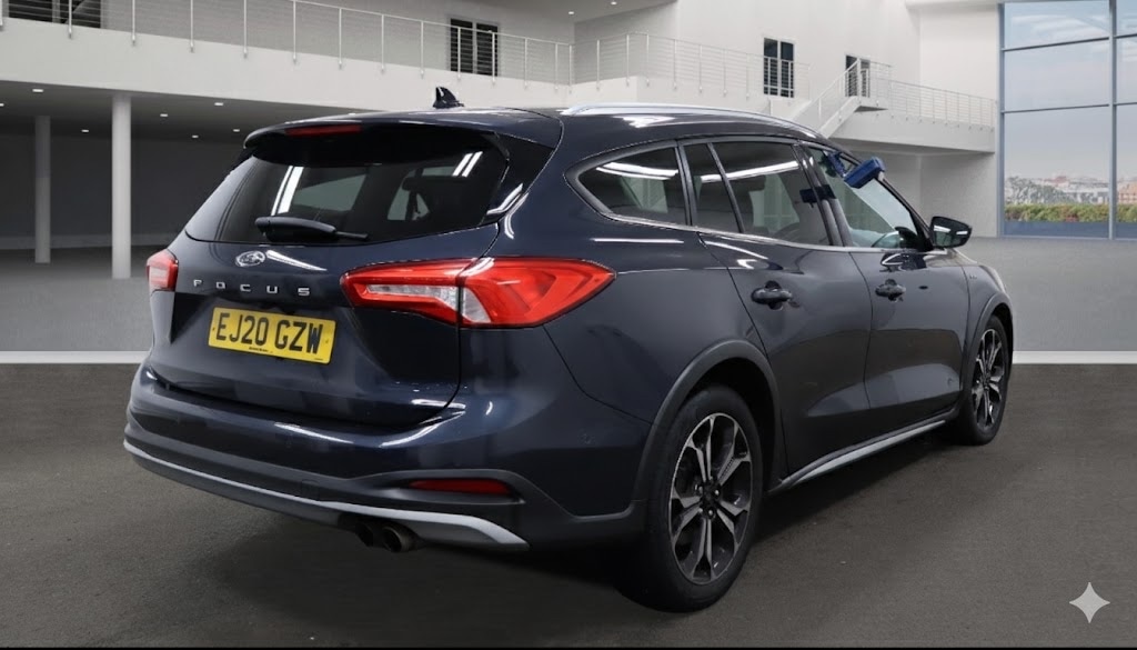 Used Ford Focus 2020 for sale - 76416189: Photo 4