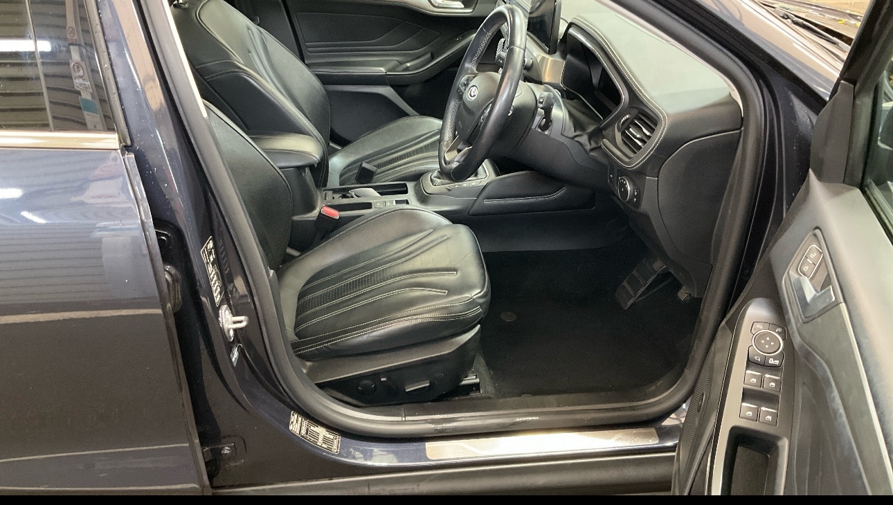 Used Ford Focus 2020 for sale - 76416189: Photo 5