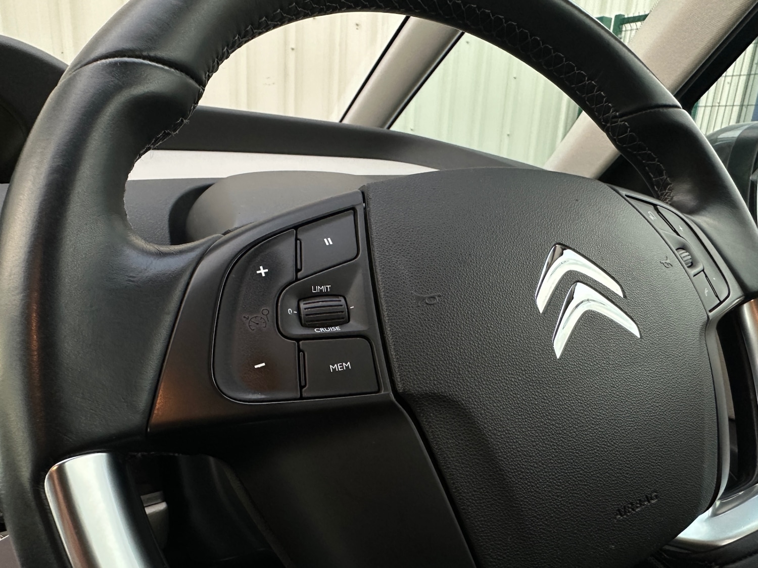 Used Citroen C4 Grand Picasso 2017 for sale - 76293334: Photo 17