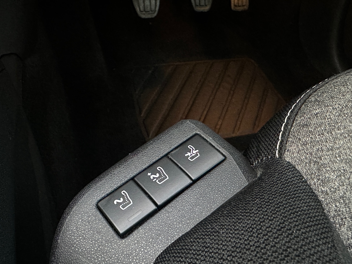 Used Citroen C4 Grand Picasso 2017 for sale - 76293334: Photo 24