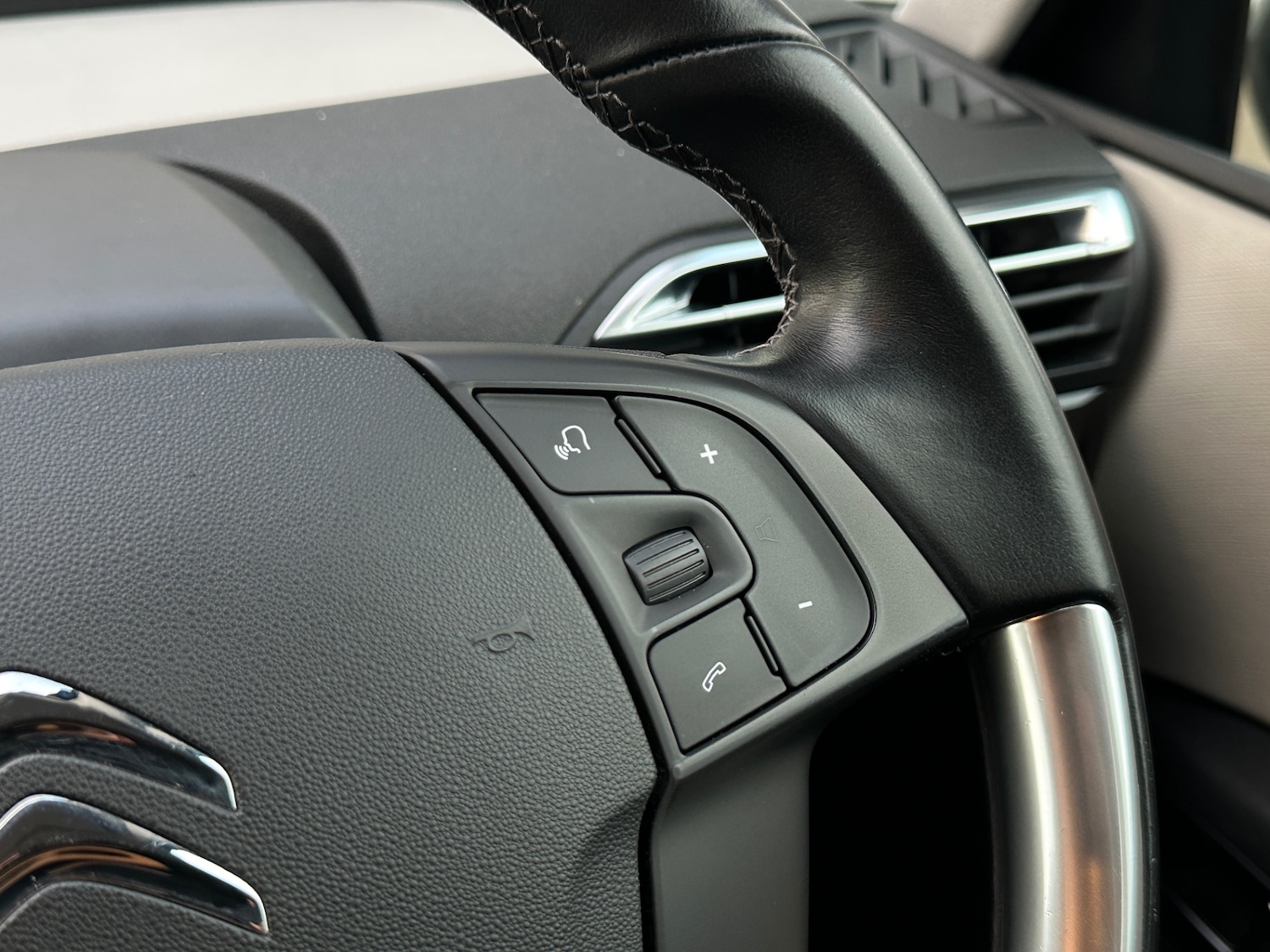 Used Citroen C4 Grand Picasso 2017 for sale - 76293334: Photo 25