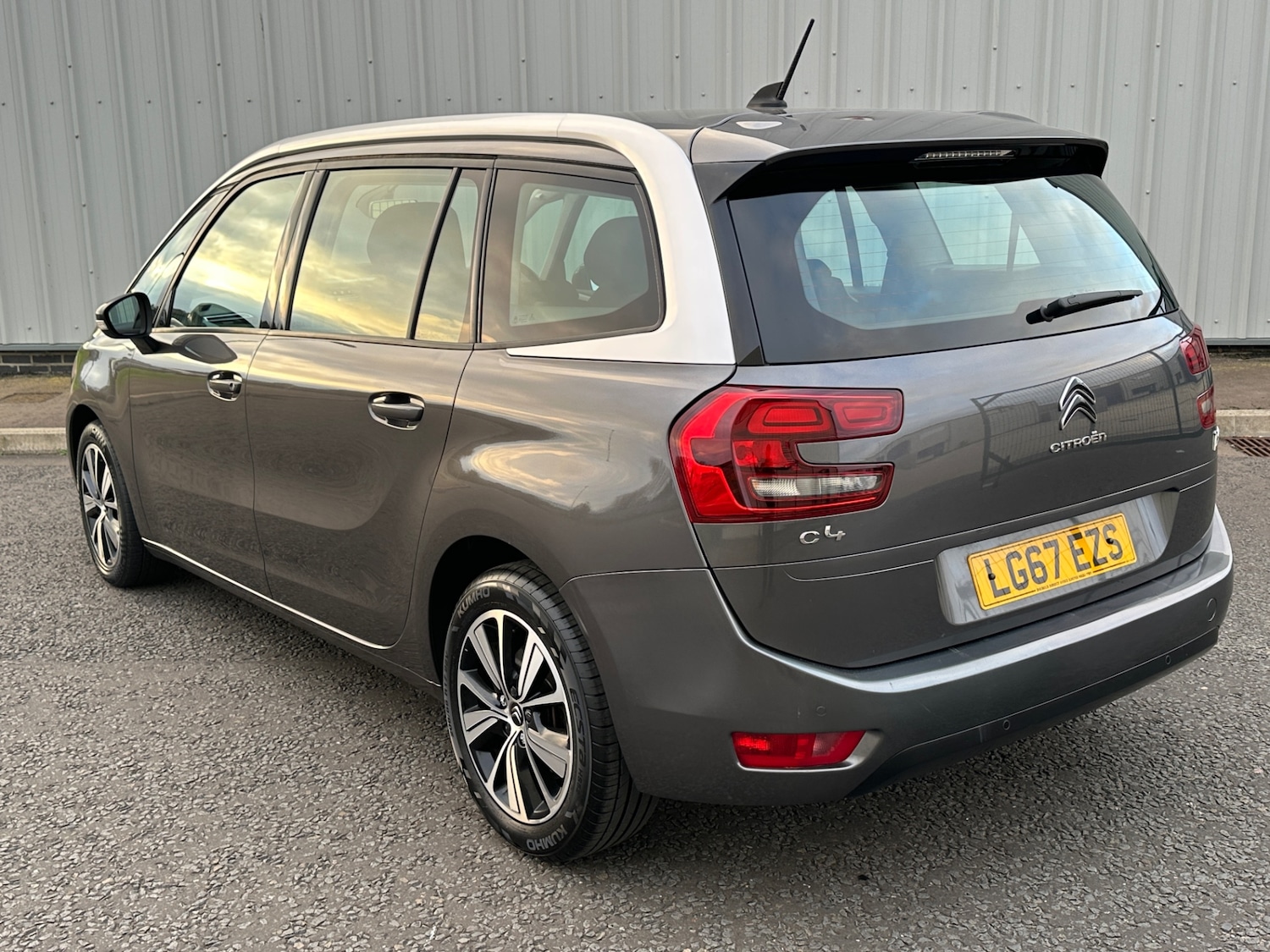 Used Citroen C4 Grand Picasso 2017 for sale - 76293334: Photo 30