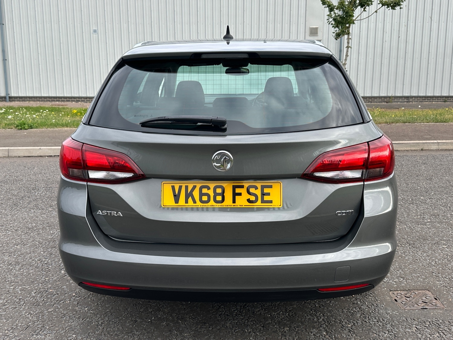 Vehicle 33