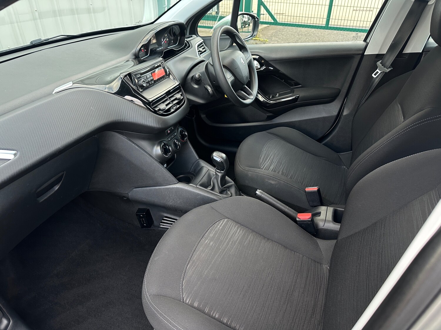 Used Peugeot 208 2018 for sale - 74042096: Photo 10