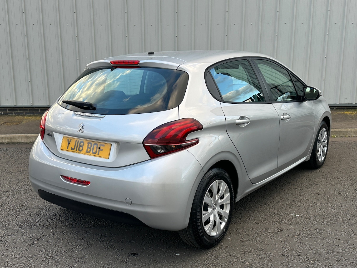 Used Peugeot 208 2018 for sale - 74042096: Photo 18