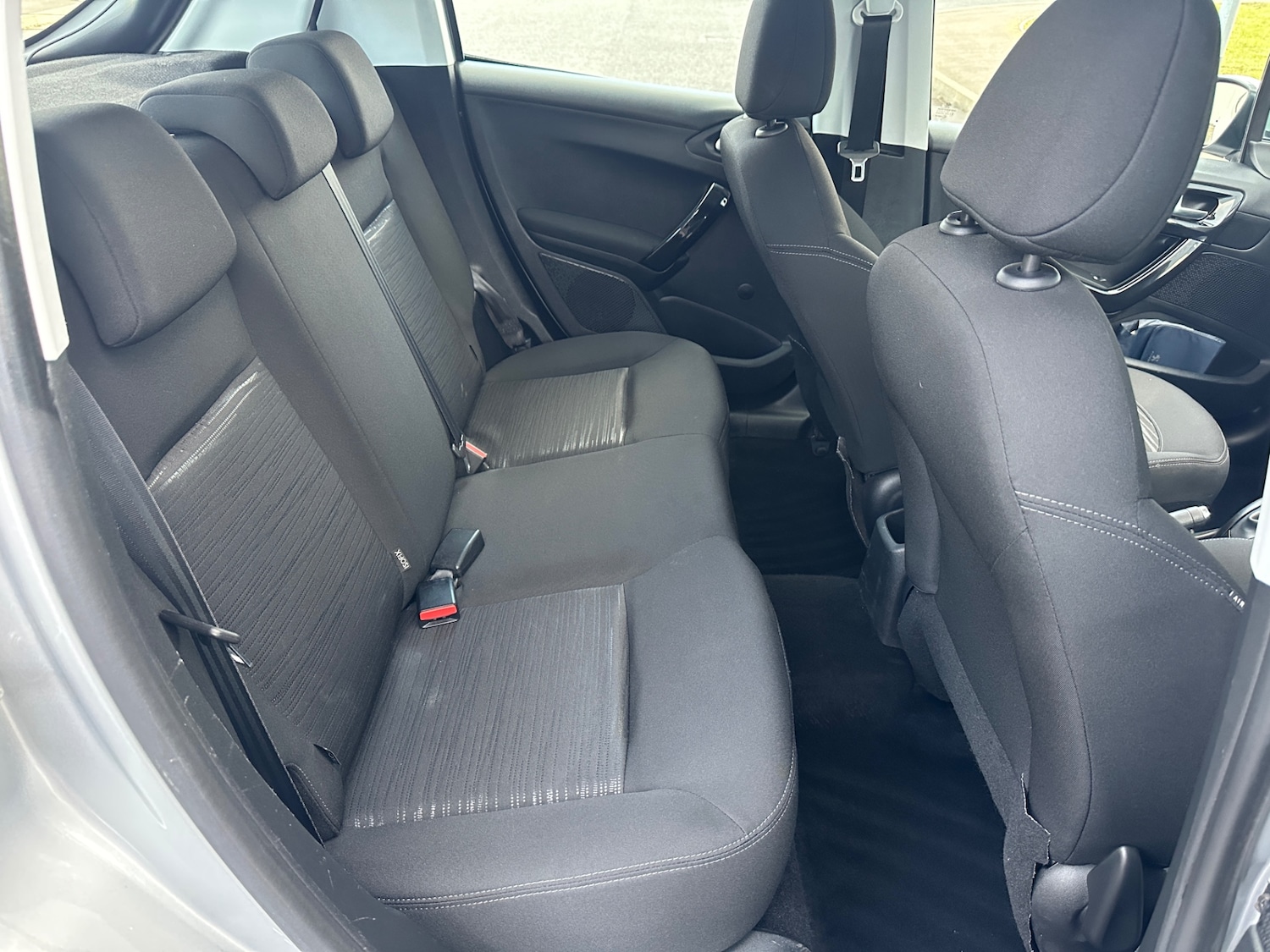 Used Peugeot 208 2018 for sale - 74042096: Photo 9