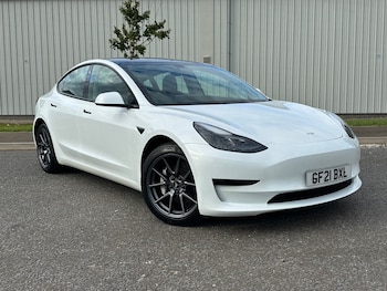 Tesla - Model 3