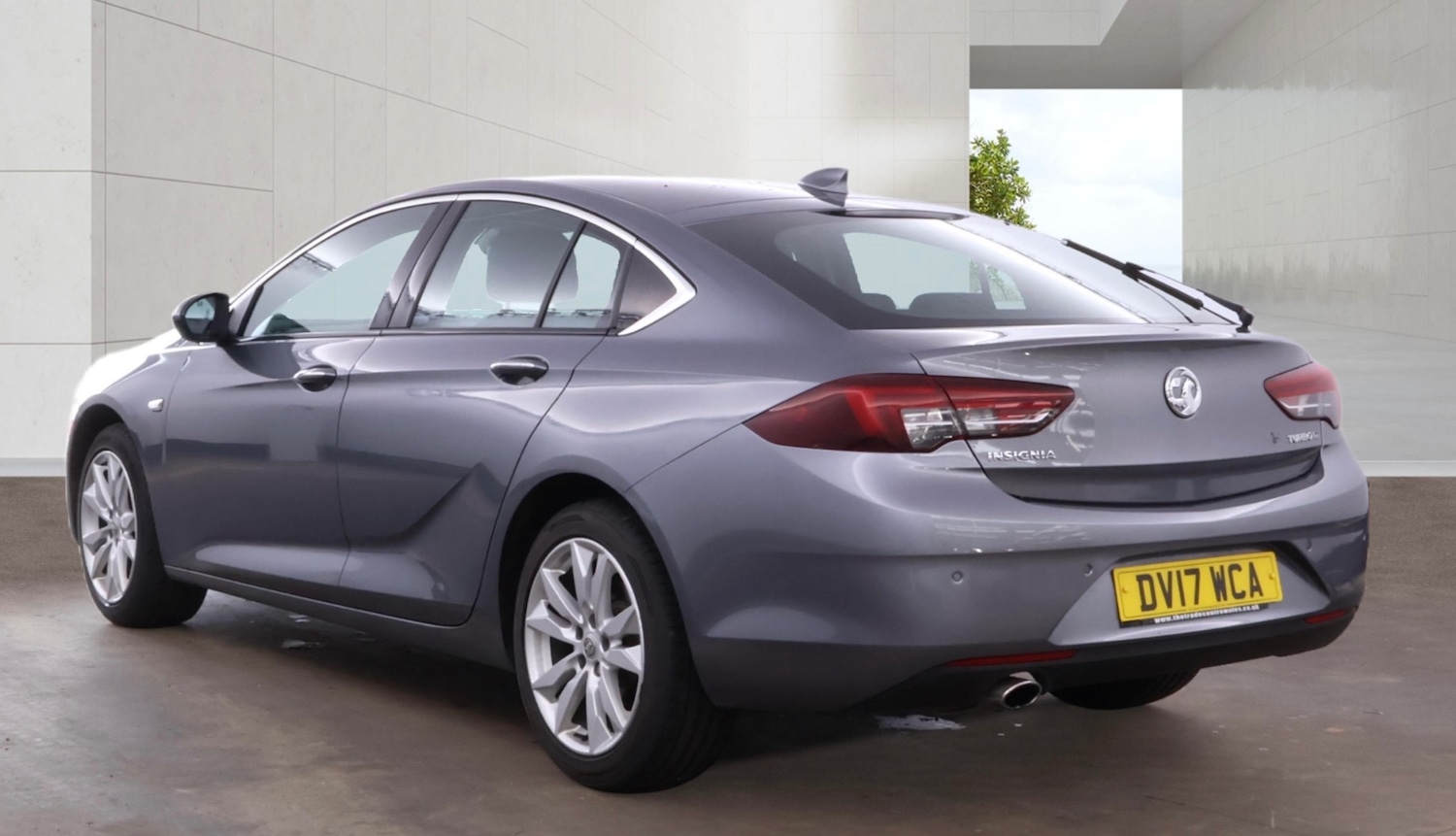 Used Vauxhall Insignia 2017 for sale - 78146101: Photo 3