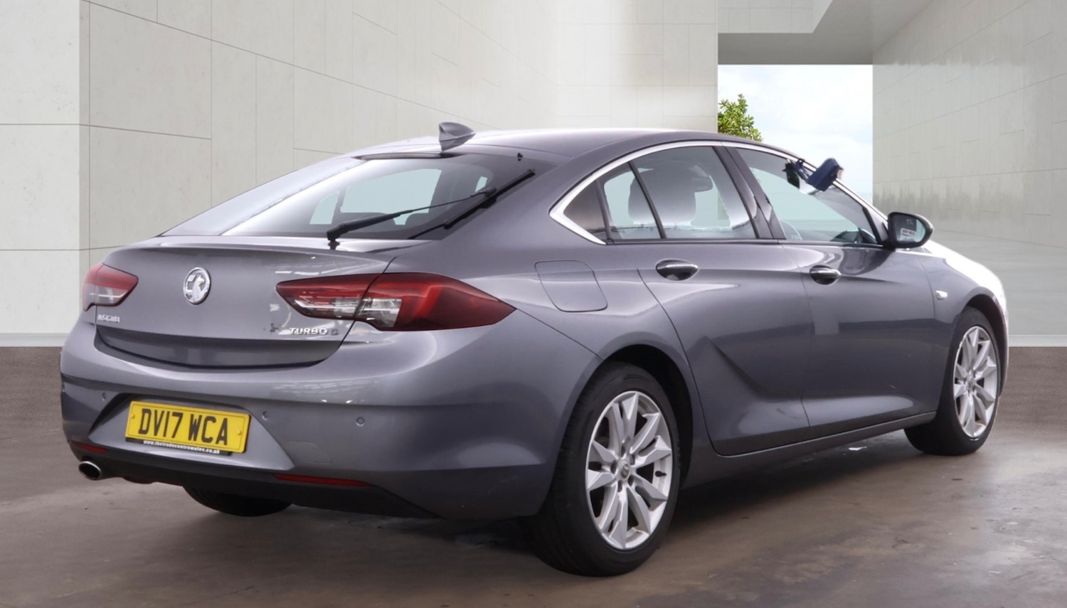 Used Vauxhall Insignia 2017 for sale - 78146101: Photo 4