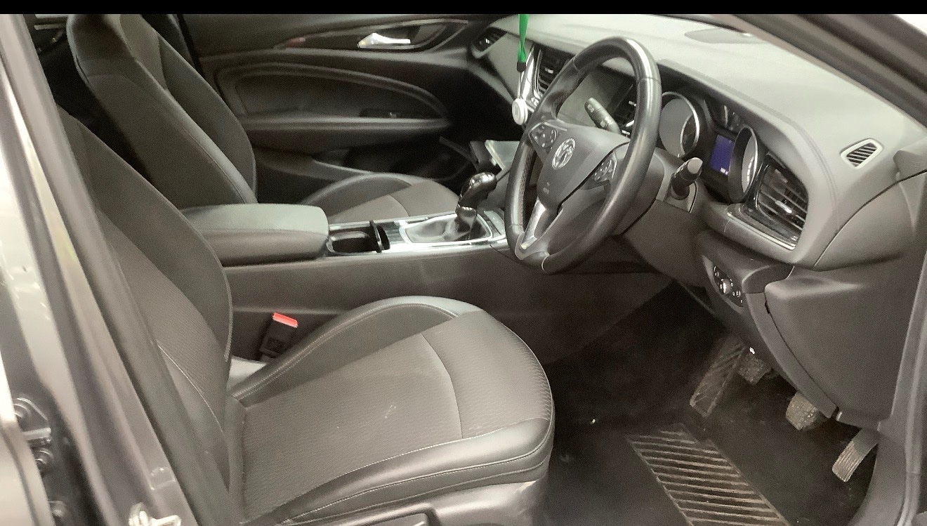 Used Vauxhall Insignia 2017 for sale - 78146101: Photo 5