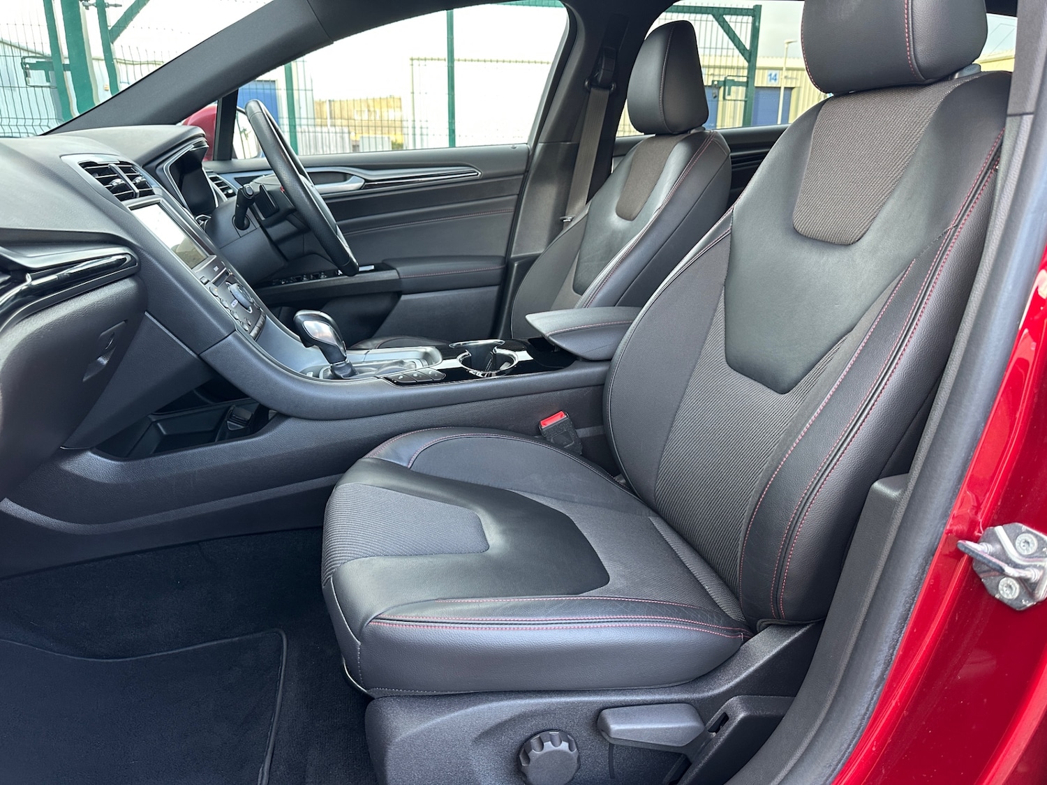 Used Ford Mondeo 2018 for sale - 76174326: Photo 10