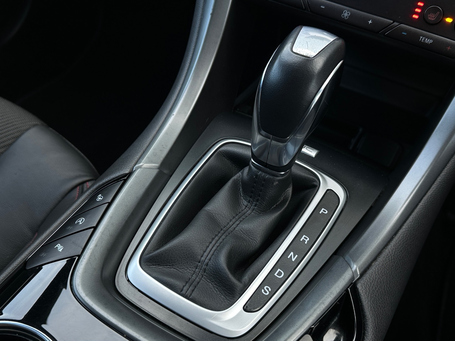 Used Ford Mondeo 2018 for sale - 76174326: Photo 27