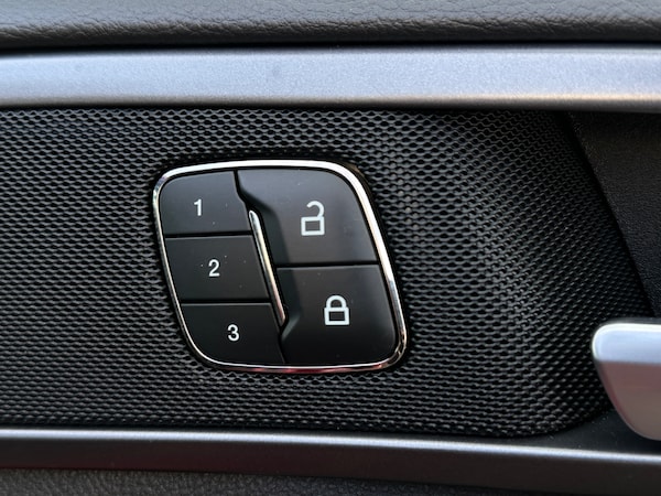 Used Ford Mondeo 2018 for sale - 76174326: Photo 35