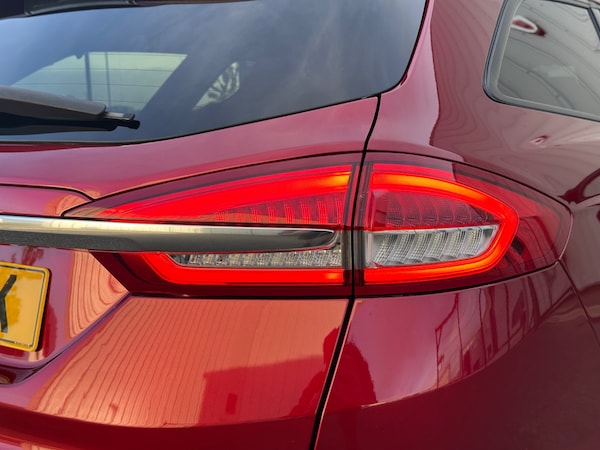 Used Ford Mondeo 2018 for sale - 76174326: Photo 45
