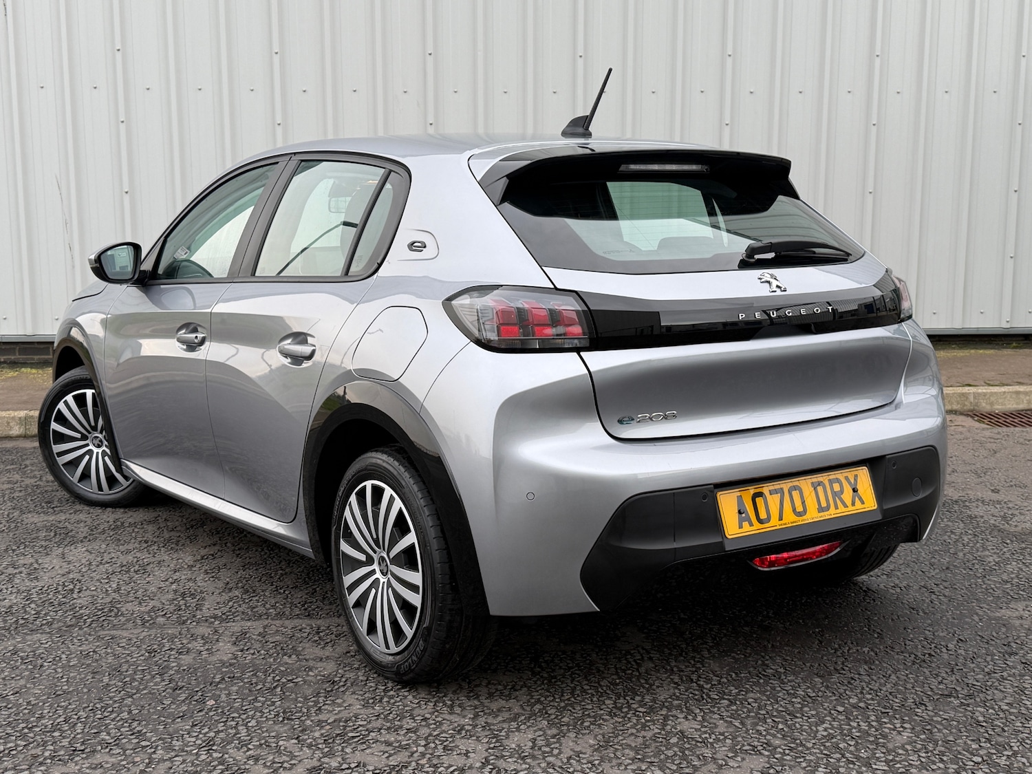 Used Peugeot 208 2020 for sale - 77395386: Photo 2