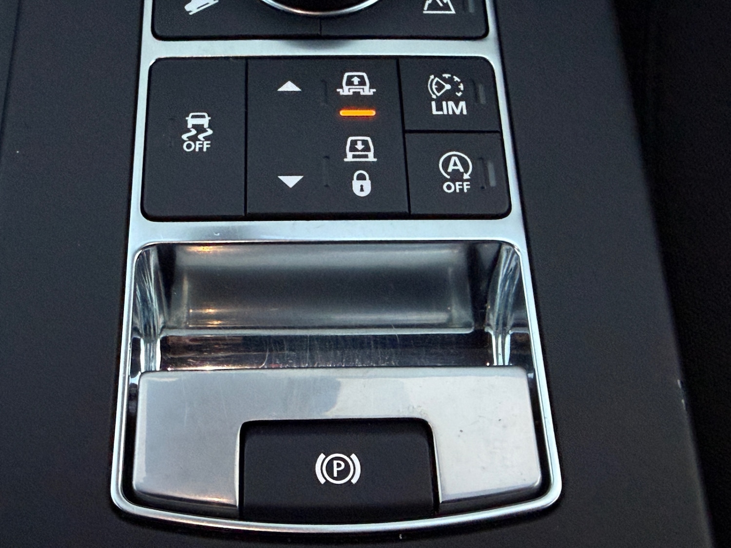 Used Land Rover Discovery 2018 for sale - 78169436: Photo 27