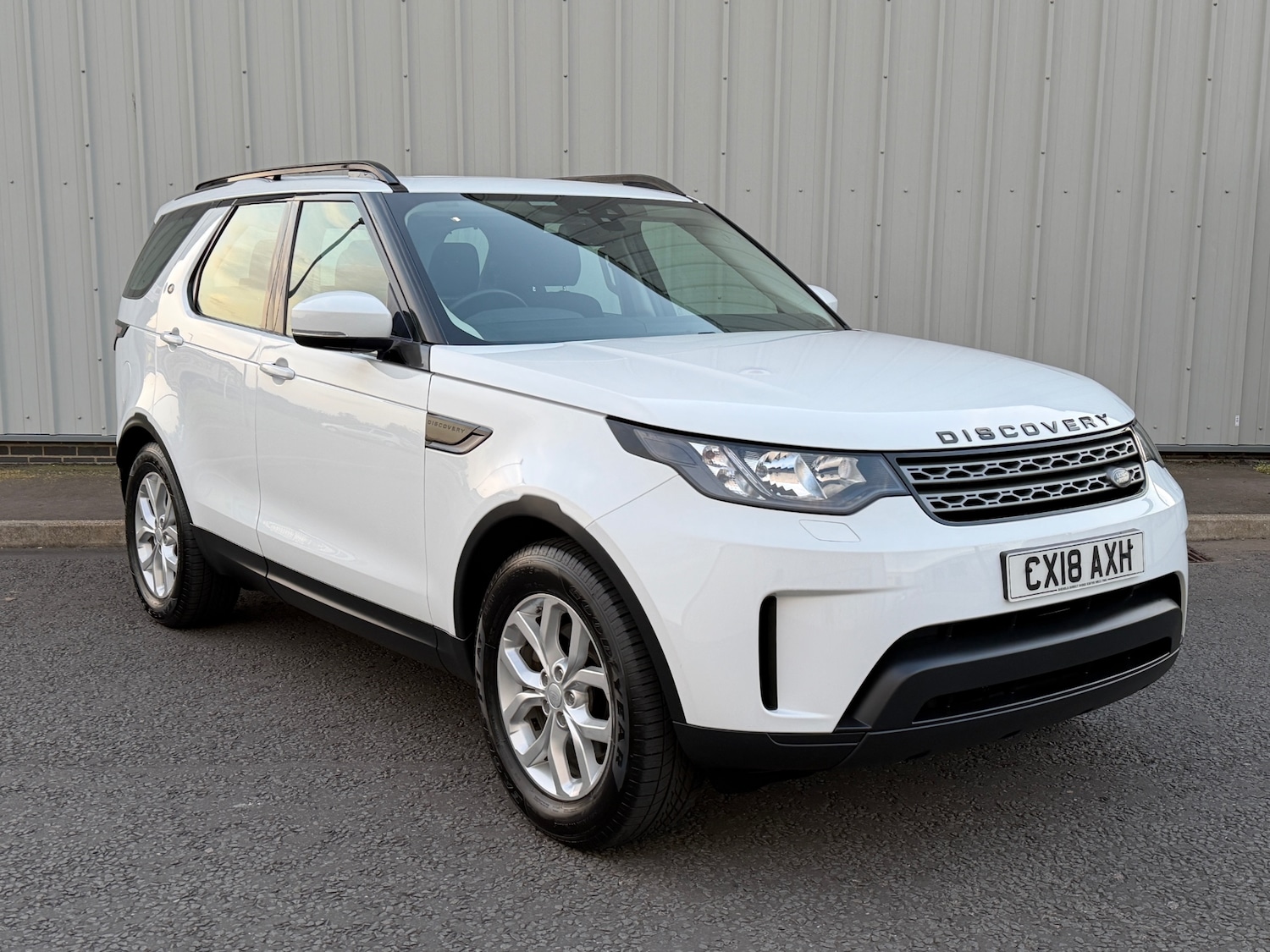 Used Land Rover Discovery 2018 for sale - 78169436: Photo 37