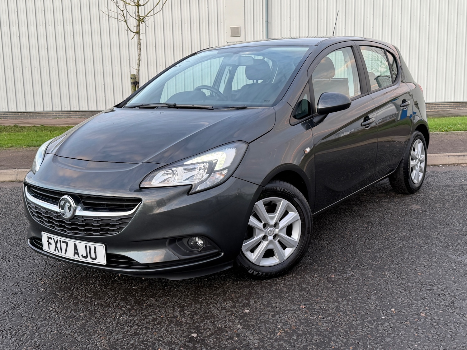 Used Vauxhall Corsa 2017 for sale - 76885150: Photo 3