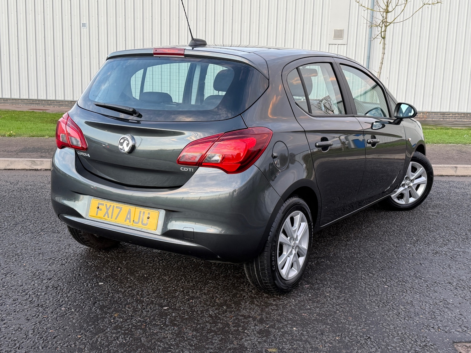 Used Vauxhall Corsa 2017 for sale - 76885150: Photo 4