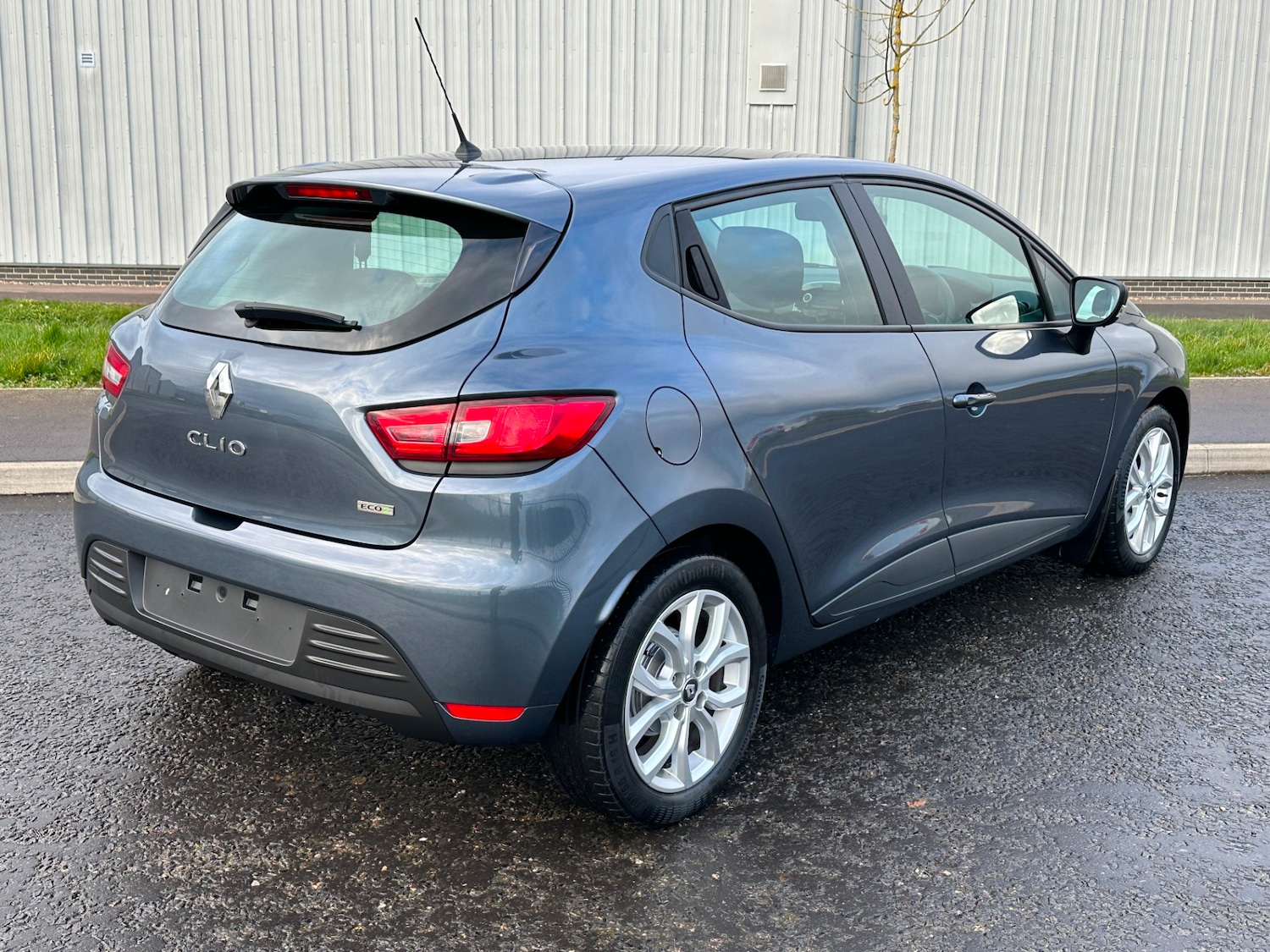 Vehicle 19