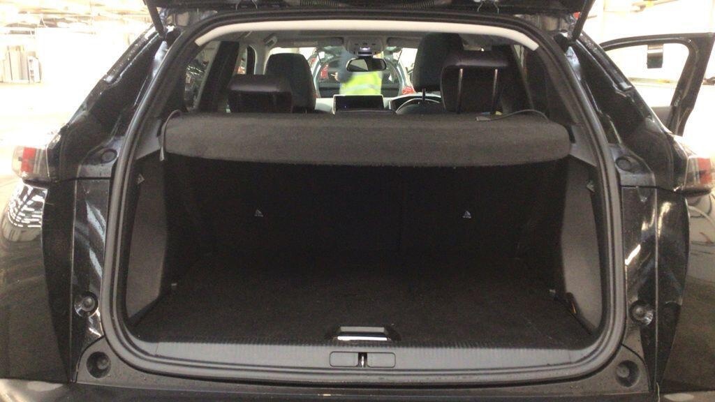Used Peugeot 2008 2020 for sale - 76911341: Photo 6