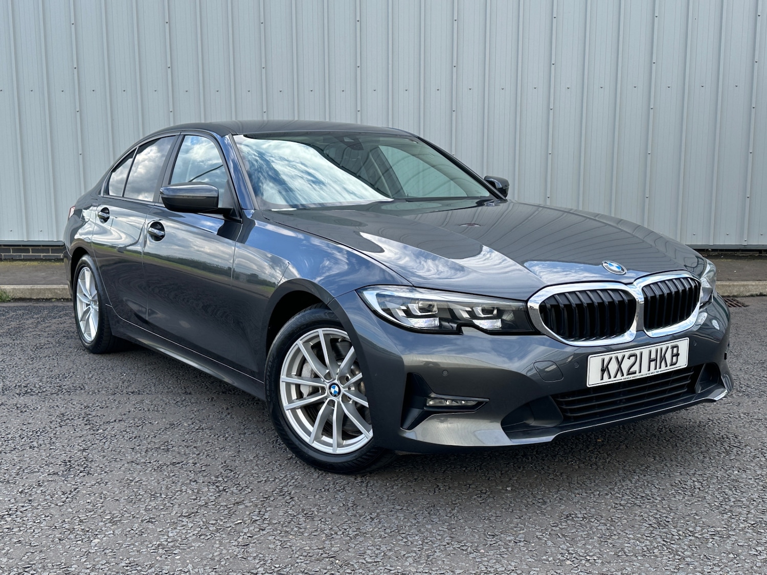 Used BMW 3 Series 2021 for sale - 76022522: Photo 1