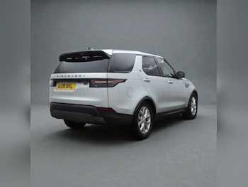 Used Land Rover Discovery 2019 for sale - 77423706: Photo