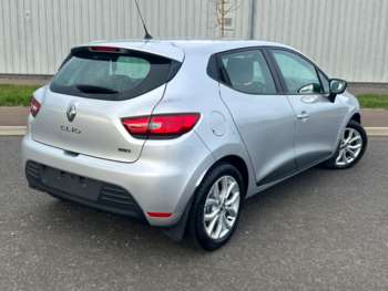Used Renault Clio 2017 for sale - 66493442: Photo