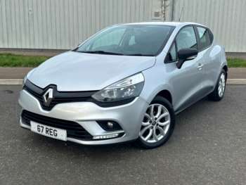 Used Renault Clio 2017 for sale - 66493442: Photo