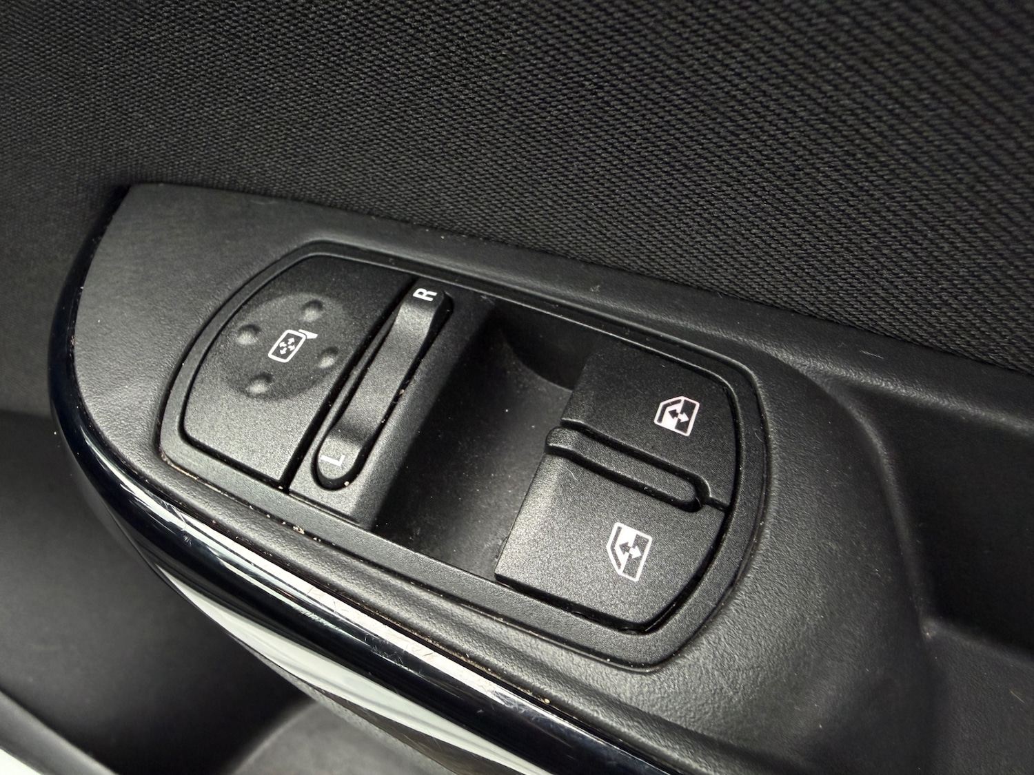 Used Vauxhall Corsa 2018 for sale - 77982004: Photo 17