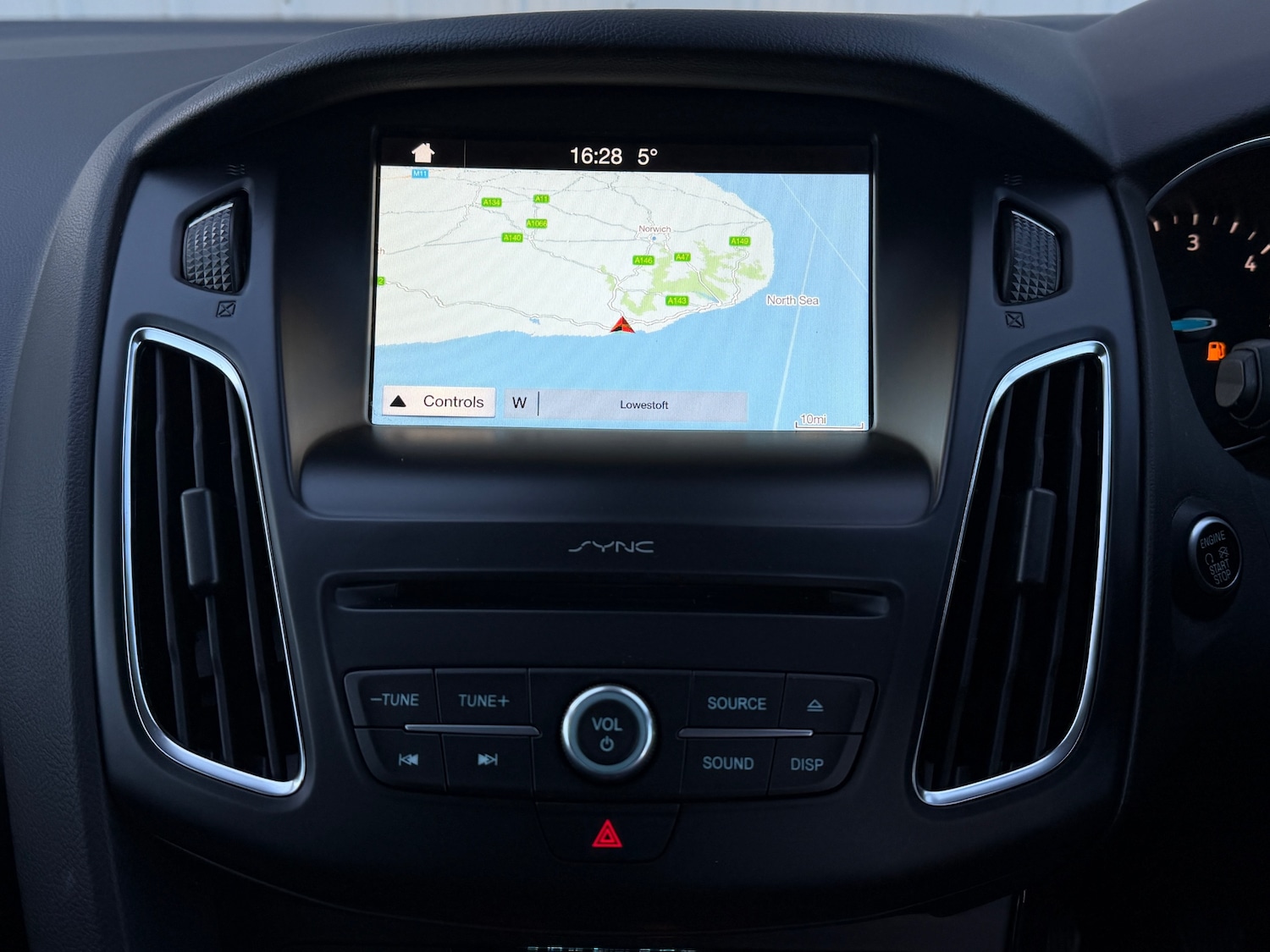 Used Ford Focus 2017 for sale - 75208220: Photo 14