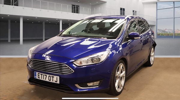 Used Ford Focus 2017 for sale - 75208220: Photo 2