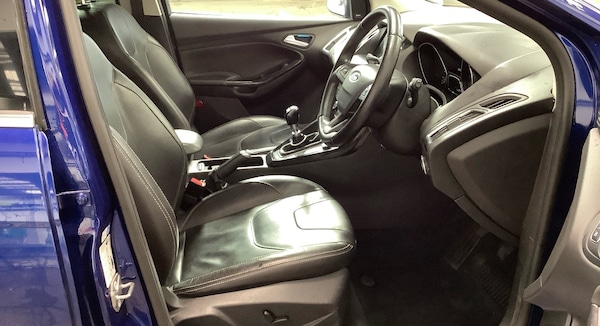Used Ford Focus 2017 for sale - 75208220: Photo 4