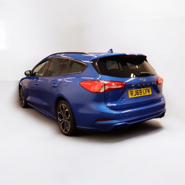 Used Ford Focus 2020 for sale - 74744896: Photo 4