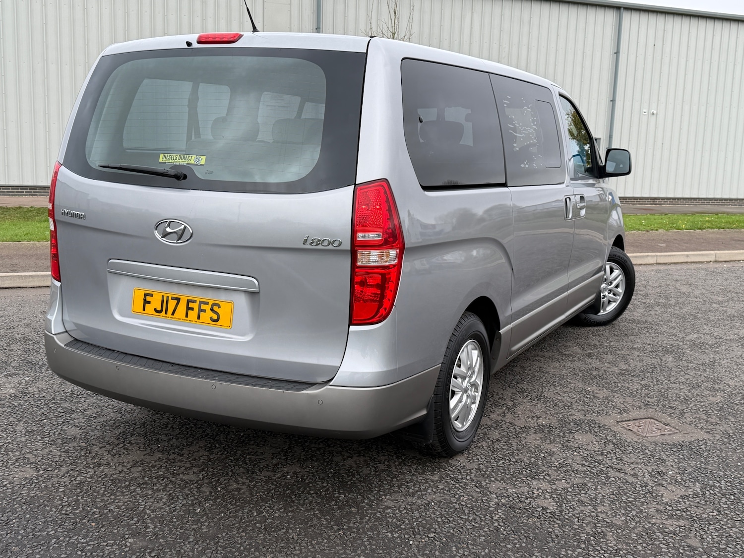 Used Hyundai i800 2017 for sale - 76553778: Photo 2