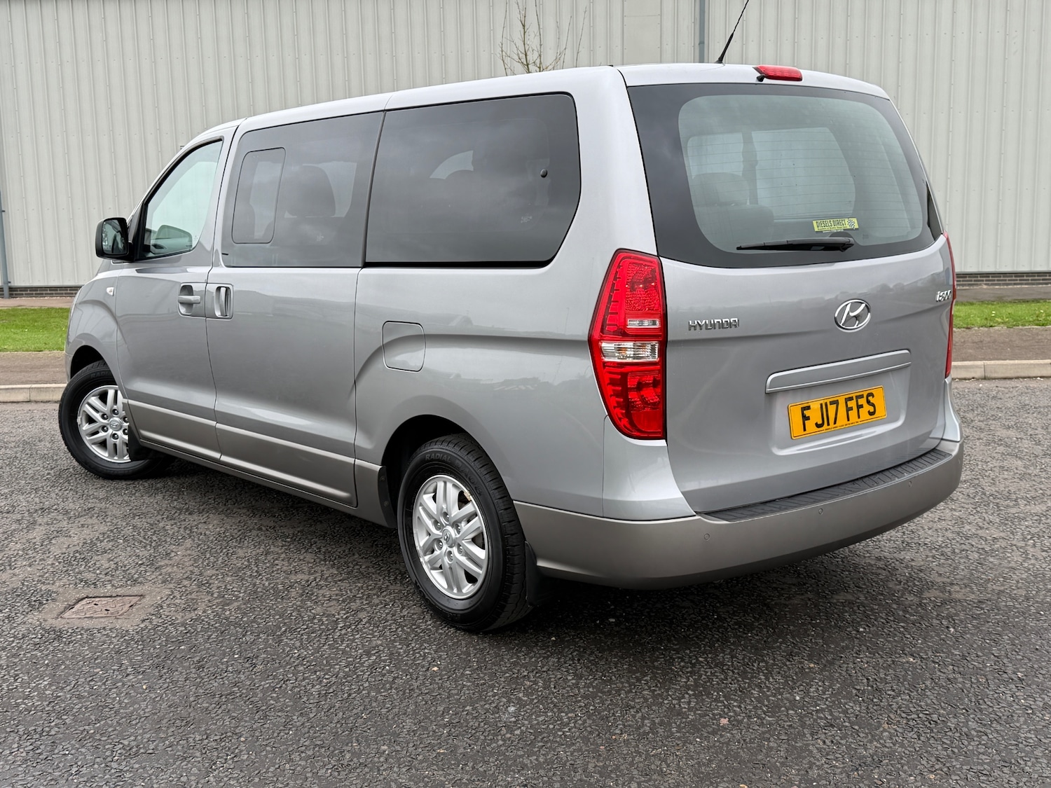 Used Hyundai i800 2017 for sale - 76553778: Photo 4